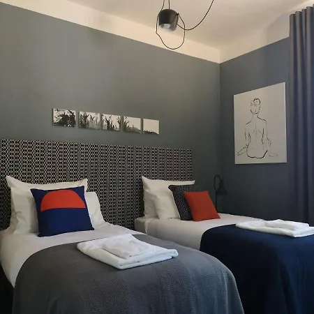 Hotel Zeit *