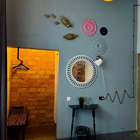 Zeit Hotel *